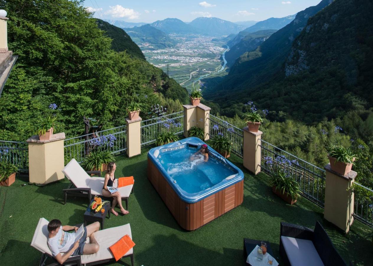 Albergo Miravalle Fai Della Paganella Esterno foto