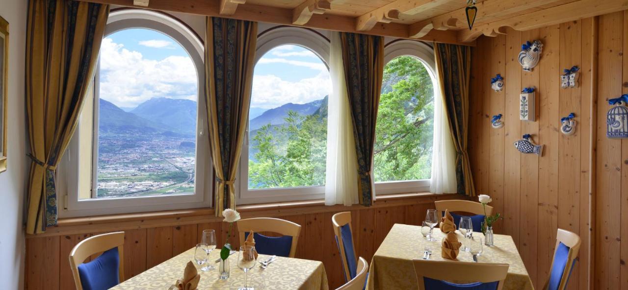 Albergo Miravalle Fai Della Paganella Esterno foto